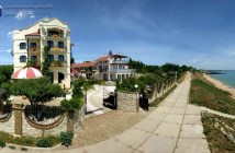 Приморский дворик, фото